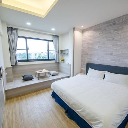 渡小夜電梯民宿 Yilannight B&B Wujie Eksteriør billede