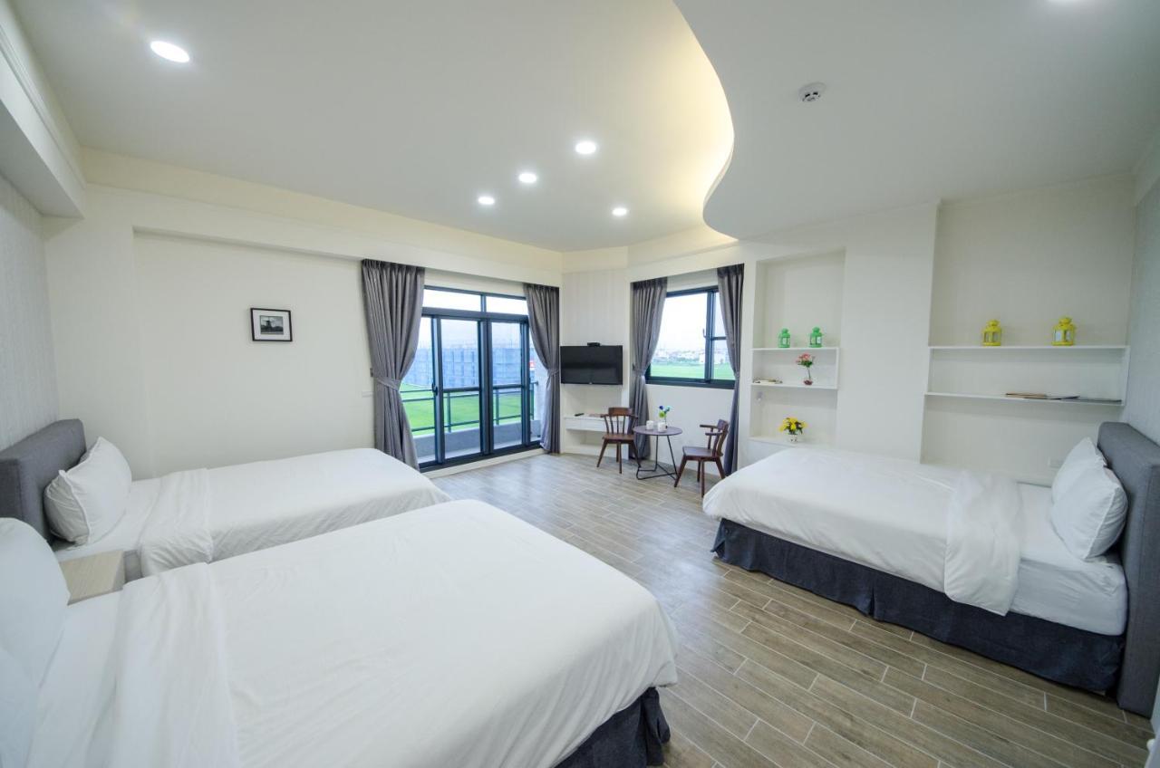 渡小夜電梯民宿 Yilannight B&B Wujie Eksteriør billede