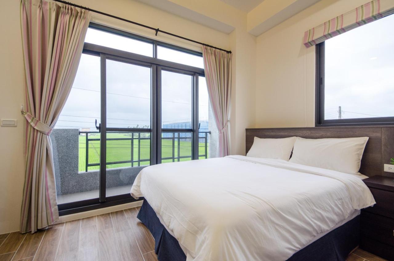 渡小夜電梯民宿 Yilannight B&B Wujie Eksteriør billede