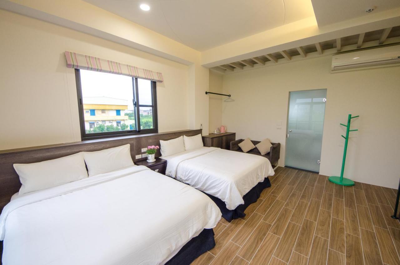 渡小夜電梯民宿 Yilannight B&B Wujie Eksteriør billede