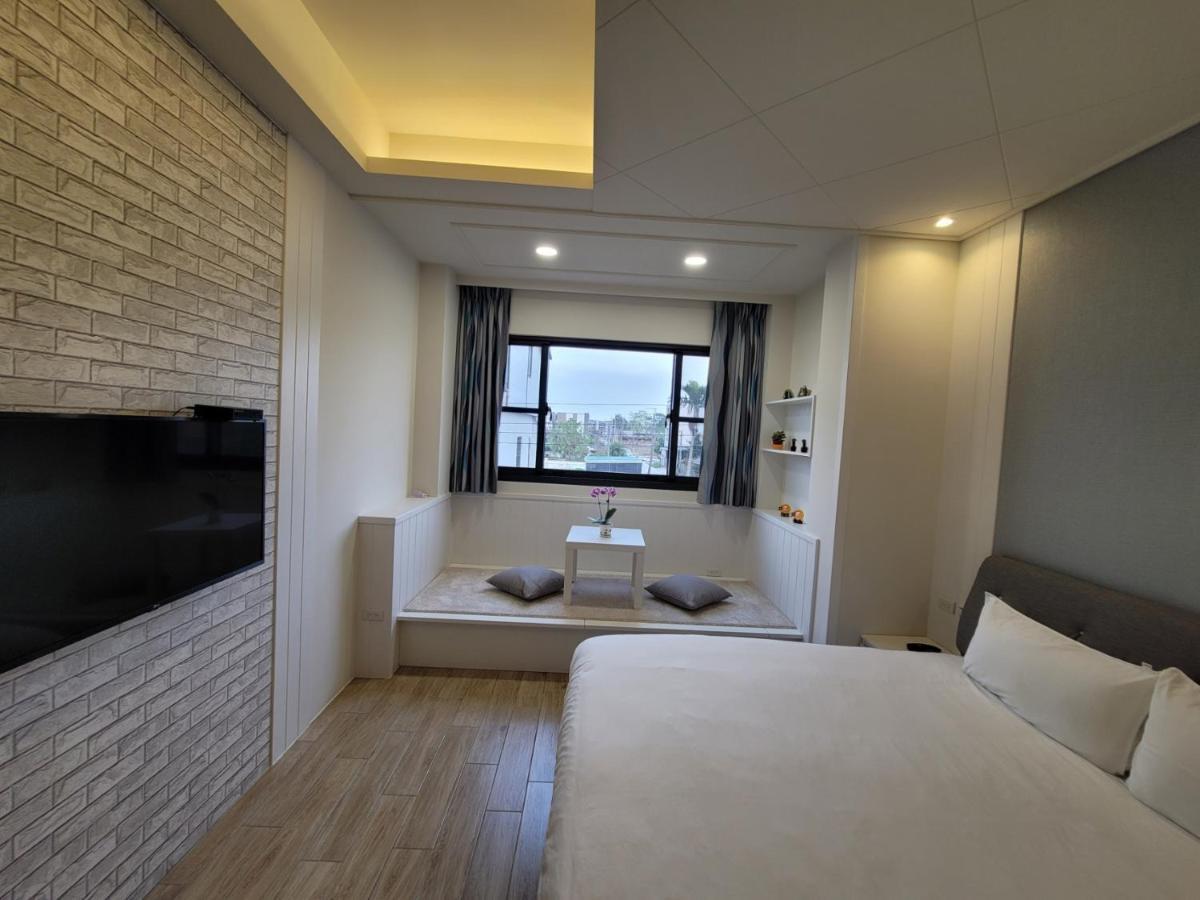 渡小夜電梯民宿 Yilannight B&B Wujie Eksteriør billede