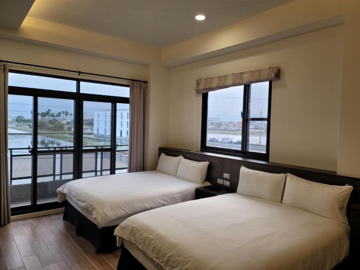渡小夜電梯民宿 Yilannight B&B Wujie Eksteriør billede
