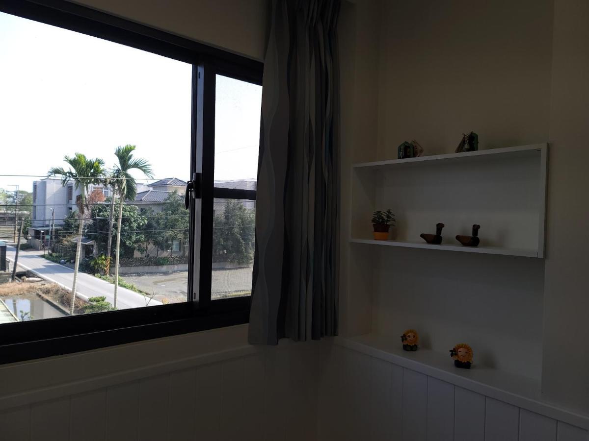 渡小夜電梯民宿 Yilannight B&B Wujie Eksteriør billede