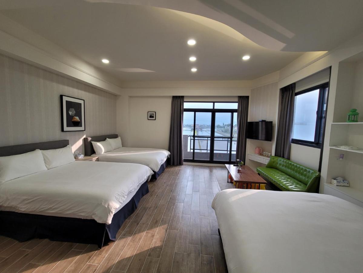 渡小夜電梯民宿 Yilannight B&B Wujie Eksteriør billede