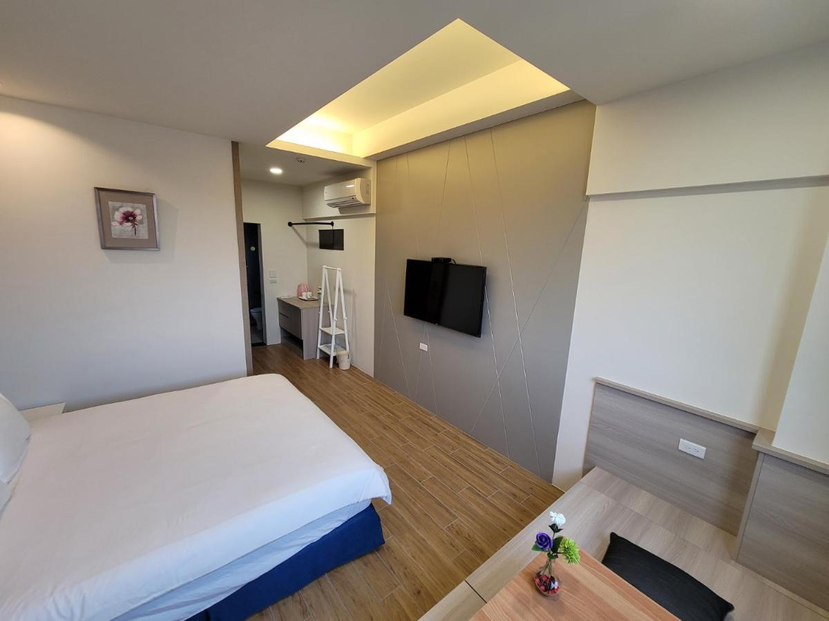 渡小夜電梯民宿 Yilannight B&B Wujie Eksteriør billede