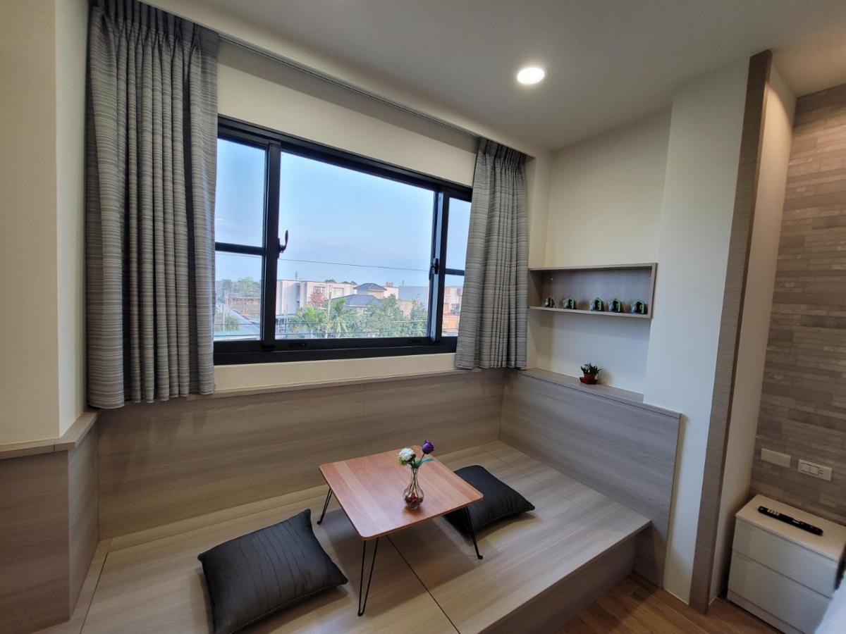 渡小夜電梯民宿 Yilannight B&B Wujie Eksteriør billede
