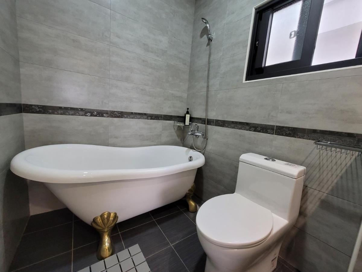 渡小夜電梯民宿 Yilannight B&B Wujie Eksteriør billede