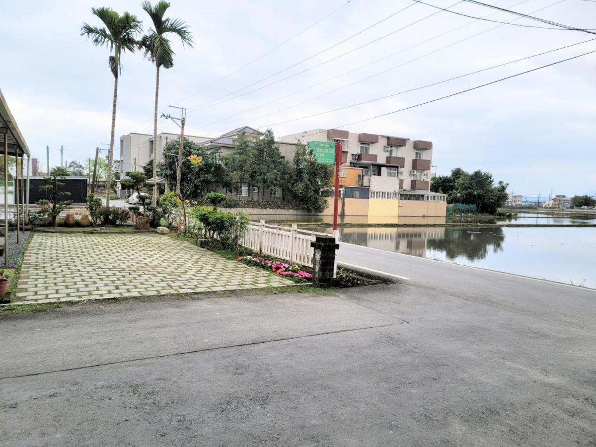 渡小夜電梯民宿 Yilannight B&B Wujie Eksteriør billede