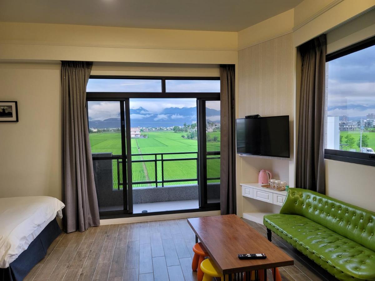 渡小夜電梯民宿 Yilannight B&B Wujie Eksteriør billede