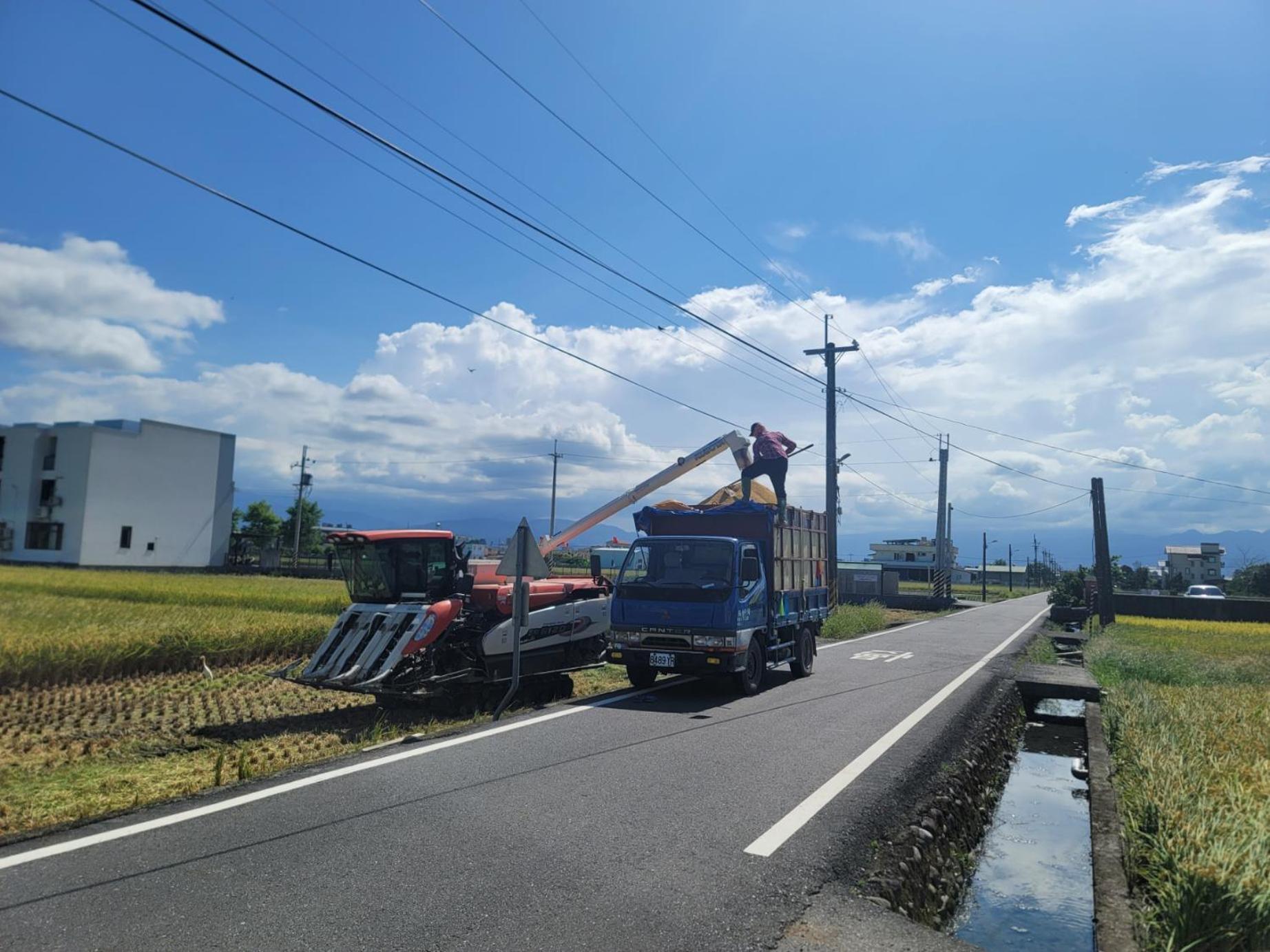 渡小夜電梯民宿 Yilannight B&B Wujie Eksteriør billede