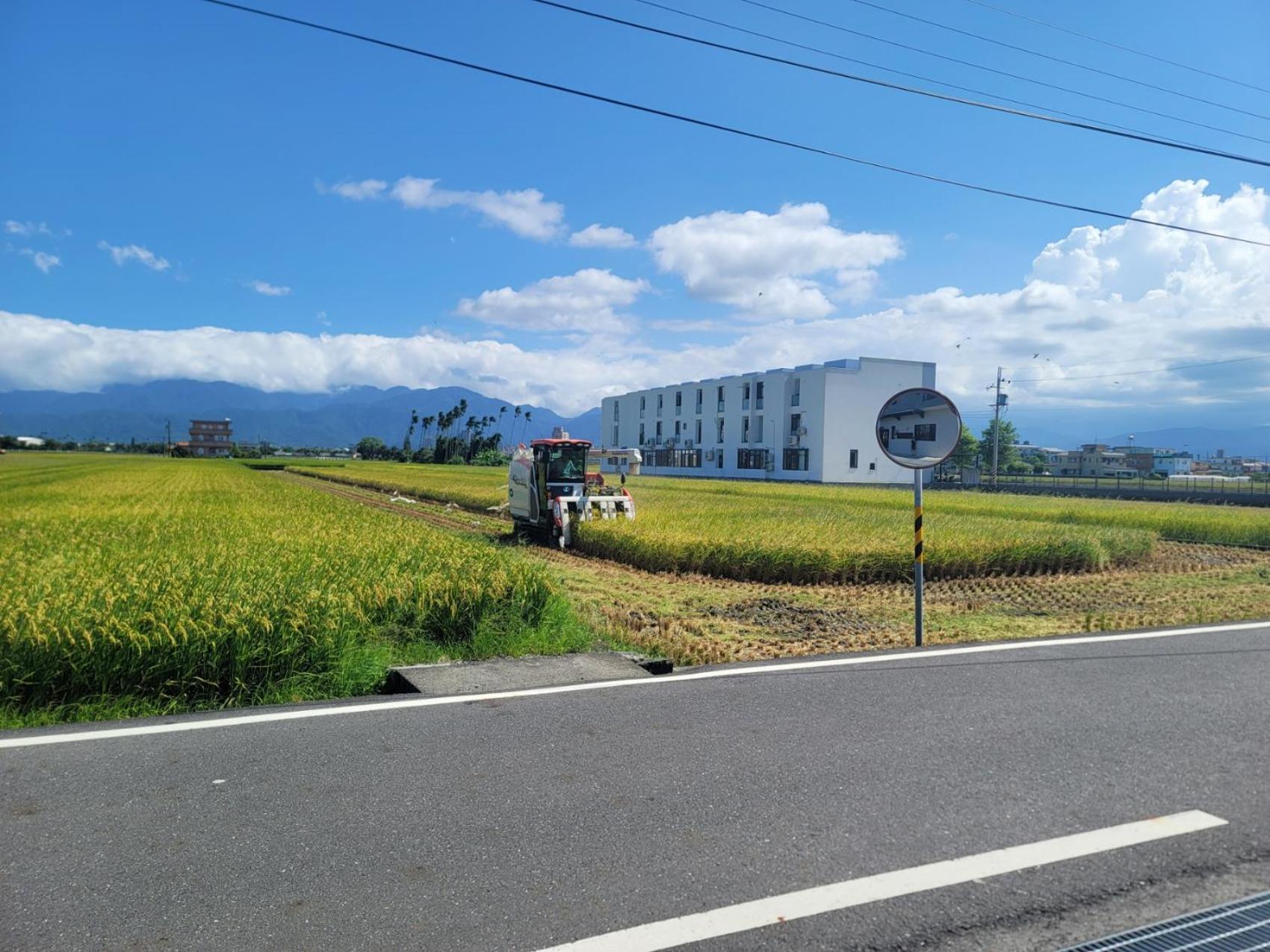 渡小夜電梯民宿 Yilannight B&B Wujie Eksteriør billede